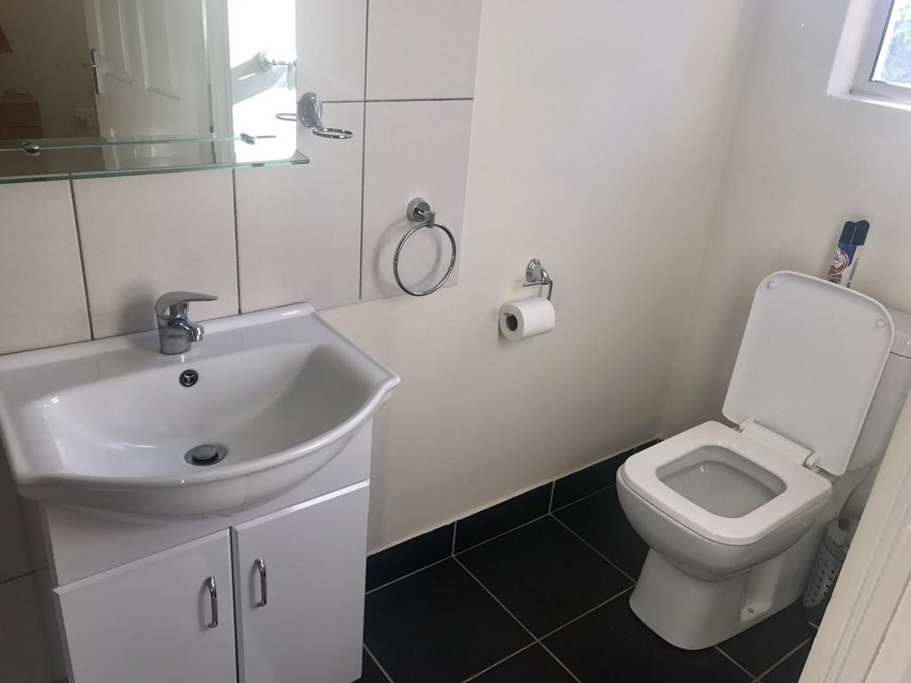 Anka Lodge ヨハネスブルグ エクステリア 写真